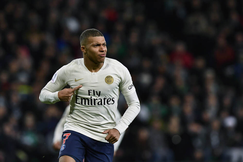 微星预热 MPG Ai TS PCIE5 系列电源：全球首发主动即时保护技术